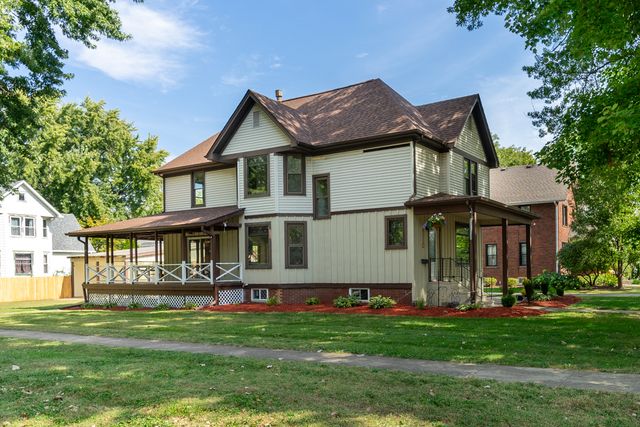 1110 5th Street, Mendota, IL 61342