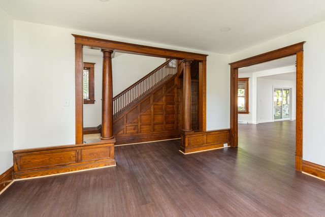 1110 5th Street, Mendota, IL 61342