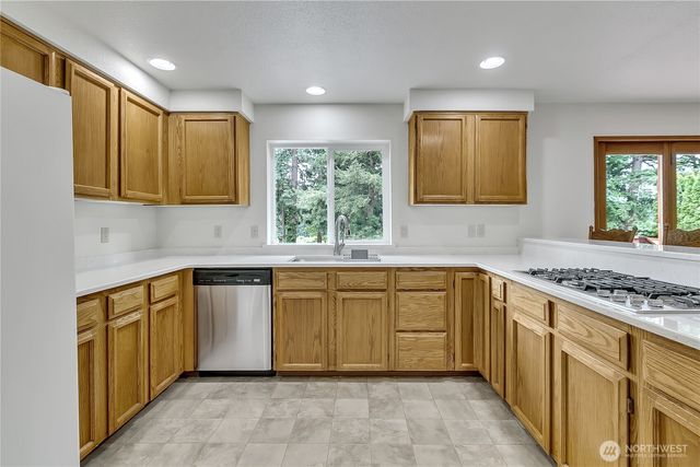 28328 229th Avenue SE, Maple Valley, WA 98038