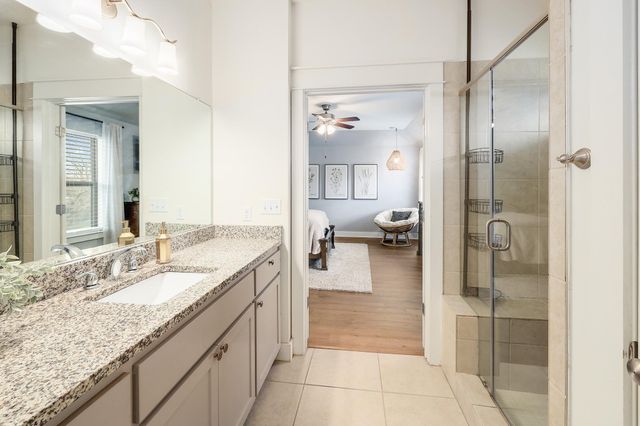 13001 Hymeadow DR 3, Austin, TX 78729