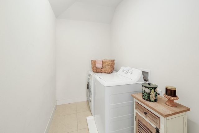 13001 Hymeadow DR 3, Austin, TX 78729