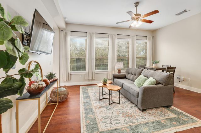 13001 Hymeadow DR 3, Austin, TX 78729