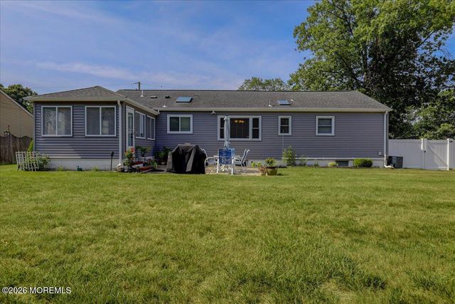 201 Green Tree Road, Brick, NJ 08724