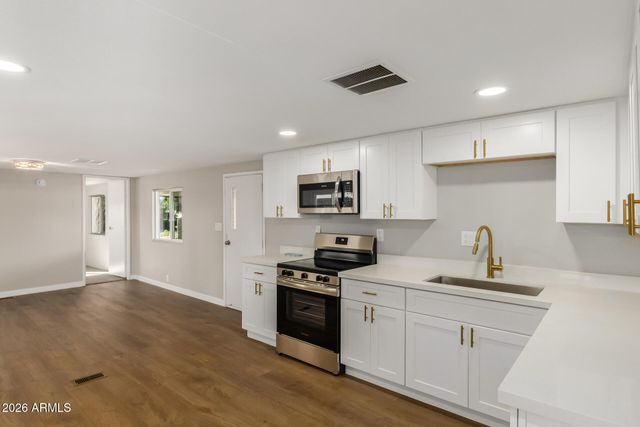 15431 N 16TH Drive, Phoenix, AZ 85023