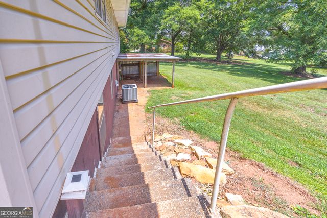 6091 Stone Bridge Road, Carnesville, GA 30521