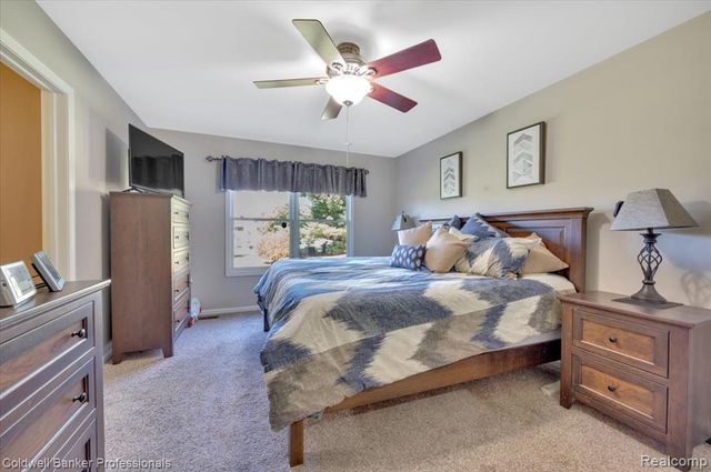 3803 Wedgewood Drive, Lapeer, MI 48446