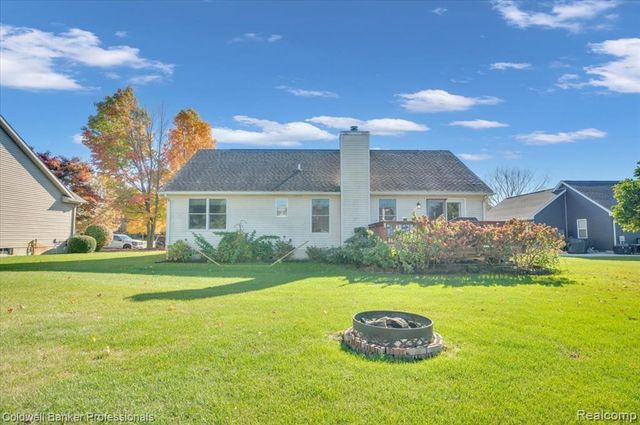 3803 Wedgewood Drive, Lapeer, MI 48446