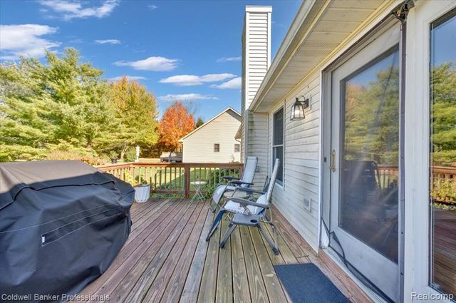 3803 Wedgewood Drive, Lapeer, MI 48446