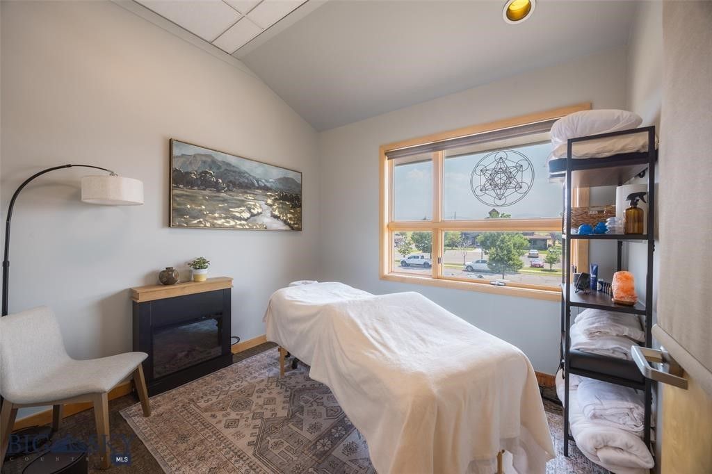 4050 Valley Commons Drive G, Bozeman, MT 59718