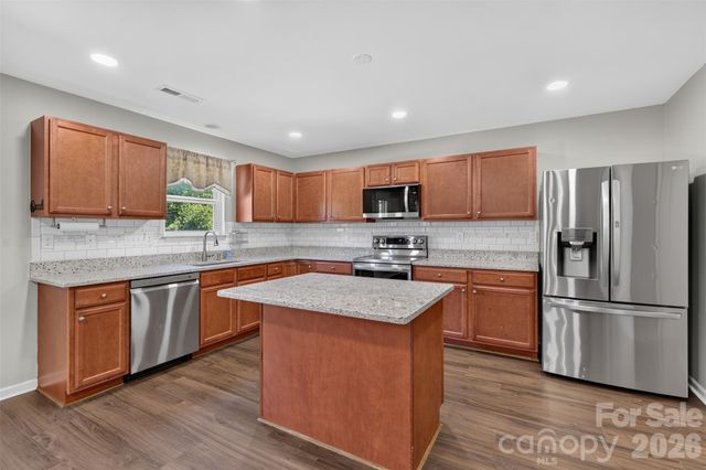 1200 Catawba Run, Lowell, NC 28098