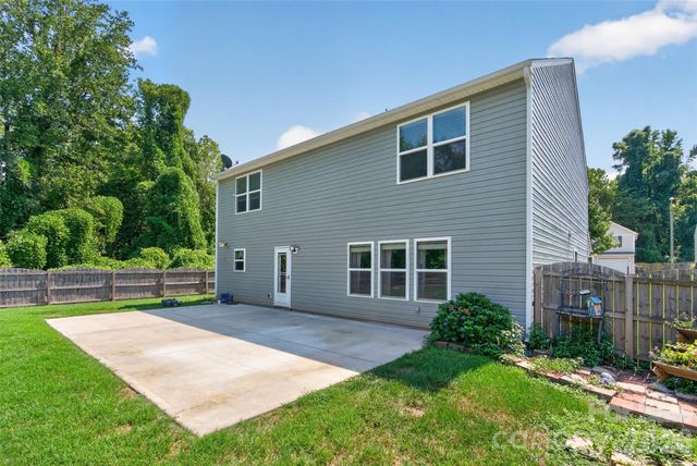 1200 Catawba Run, Lowell, NC 28098
