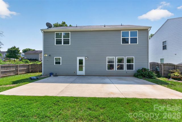 1200 Catawba Run, Lowell, NC 28098