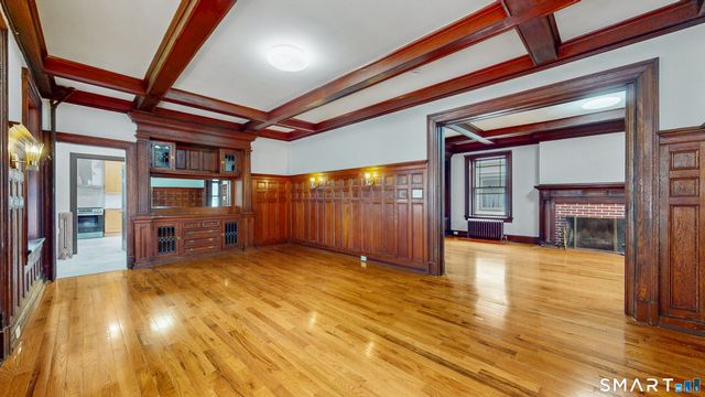 28 Merriman Street, Bristol, CT 06010