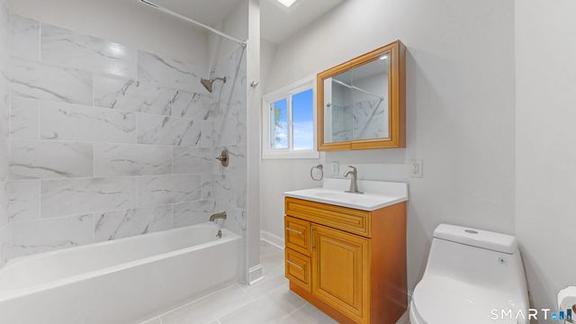 28 Merriman Street, Bristol, CT 06010