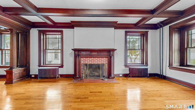 28 Merriman Street, Bristol, CT 06010