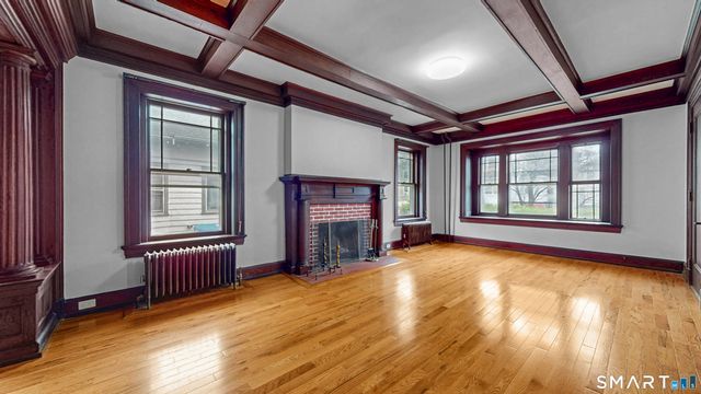 28 Merriman Street, Bristol, CT 06010