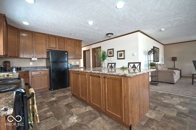 160 Lazy River Place, Cloverdale, IN 46120