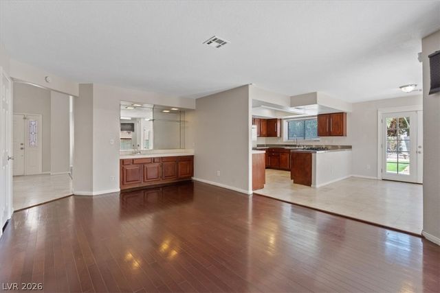 1950 Nuevo Road, Henderson, NV 89014