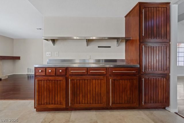 1950 Nuevo Road, Henderson, NV 89014