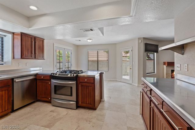 1950 Nuevo Road, Henderson, NV 89014