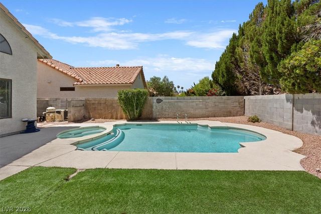 1950 Nuevo Road, Henderson, NV 89014