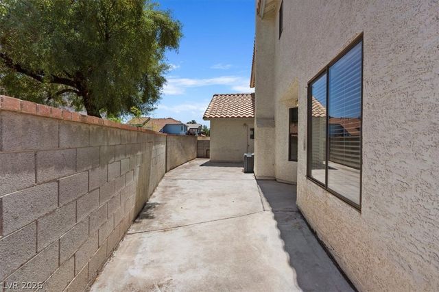 1950 Nuevo Road, Henderson, NV 89014