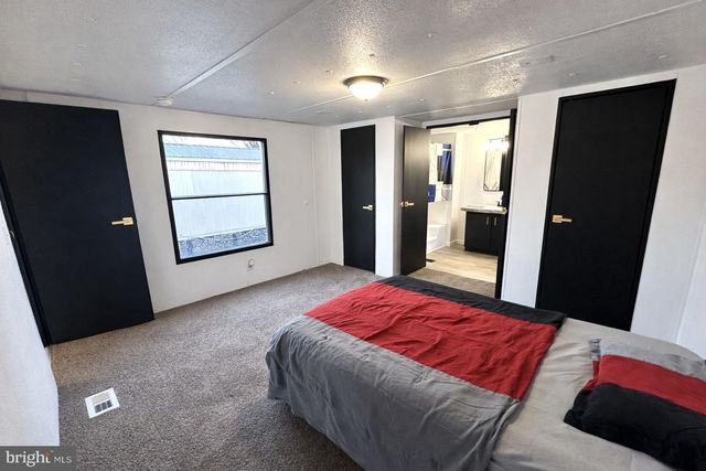 95 HAMILTON CT, Martinsburg, WV 25403