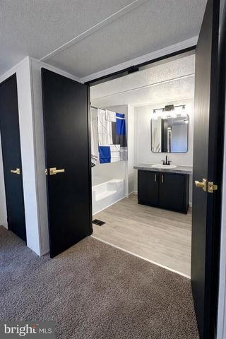 95 HAMILTON CT, Martinsburg, WV 25403