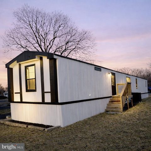 95 HAMILTON CT, Martinsburg, WV 25403