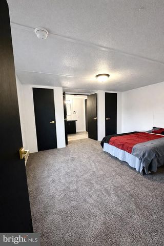 95 HAMILTON CT, Martinsburg, WV 25403