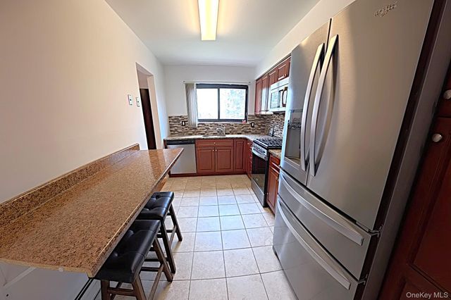 9 E Lawrence Park Drive 1, Piermont, NY 10968