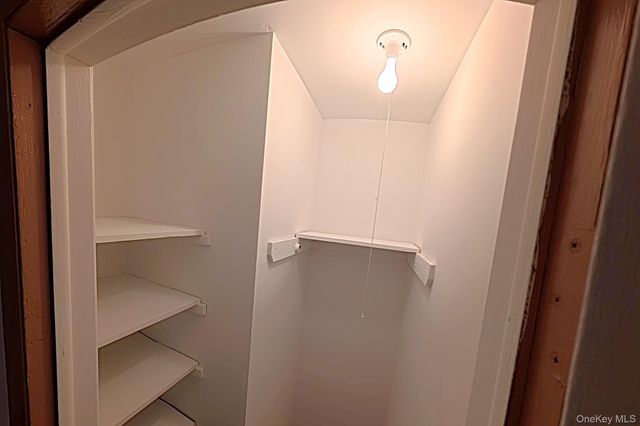 9 E Lawrence Park Drive 1, Piermont, NY 10968