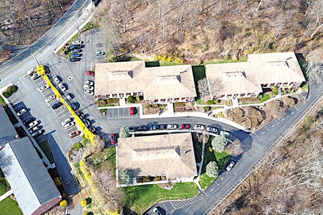 9 E Lawrence Park Drive 1, Piermont, NY 10968