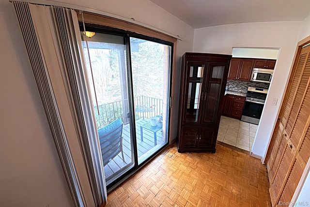 9 E Lawrence Park Drive 1, Piermont, NY 10968