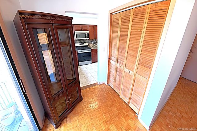 9 E Lawrence Park Drive 1, Piermont, NY 10968