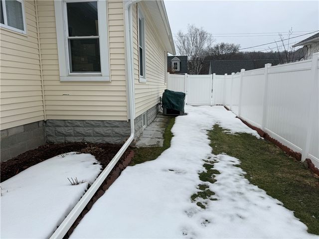 14 Jefferson Avenue, Oneonta, NY 13820