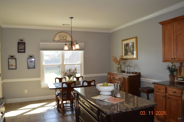 111 Hampton Meadows Dr., Bonaire, GA 31005