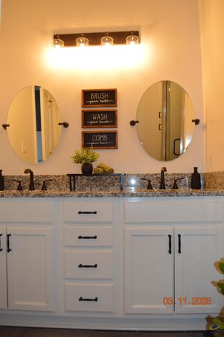 111 Hampton Meadows Dr., Bonaire, GA 31005