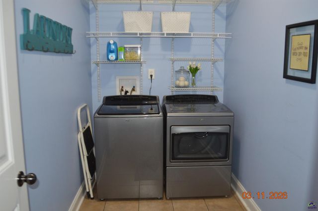 111 Hampton Meadows Dr., Bonaire, GA 31005