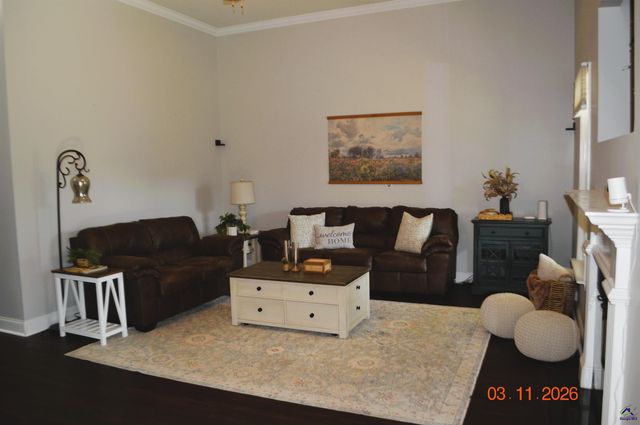 111 Hampton Meadows Dr., Bonaire, GA 31005