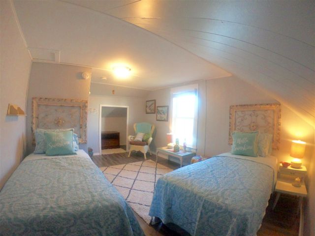 621 N 5th Street, Grand Haven, MI 49417