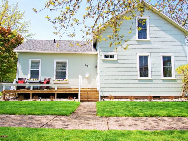 621 N 5th Street, Grand Haven, MI 49417