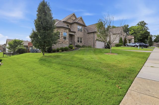 650 Josef Cir, Columbia, TN 38401