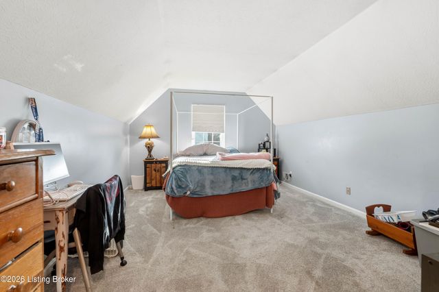 6609 Willowrun Ln, Pewee Valley, KY 40056