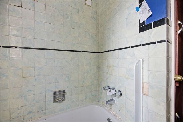 1510 18th Ave, Beaver Falls, PA 15010