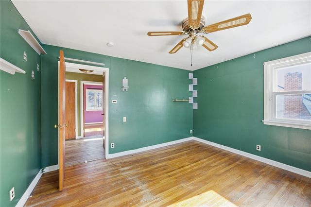 1510 18th Ave, Beaver Falls, PA 15010