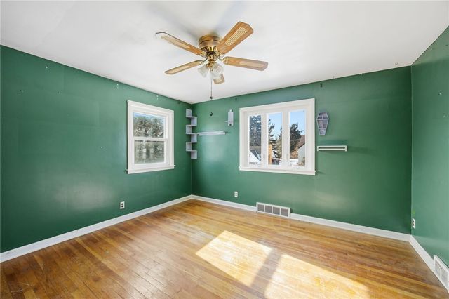 1510 18th Ave, Beaver Falls, PA 15010