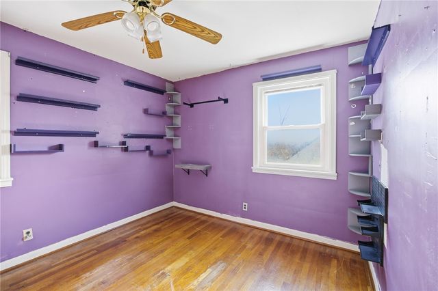 1510 18th Ave, Beaver Falls, PA 15010