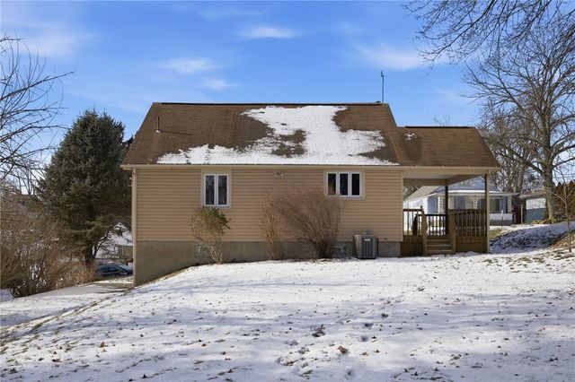 1510 18th Ave, Beaver Falls, PA 15010