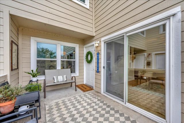 1907 Glencove Drive, Seabrook, TX 77586